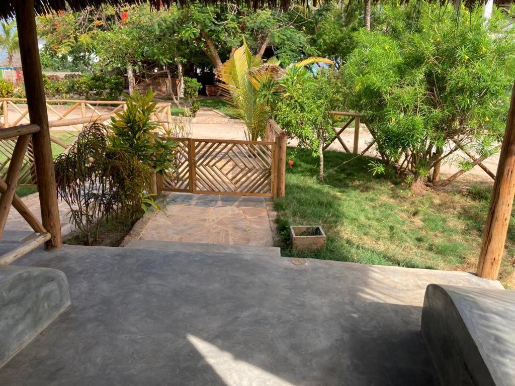 Отель Nest Style Zanzibar Makunduchi
